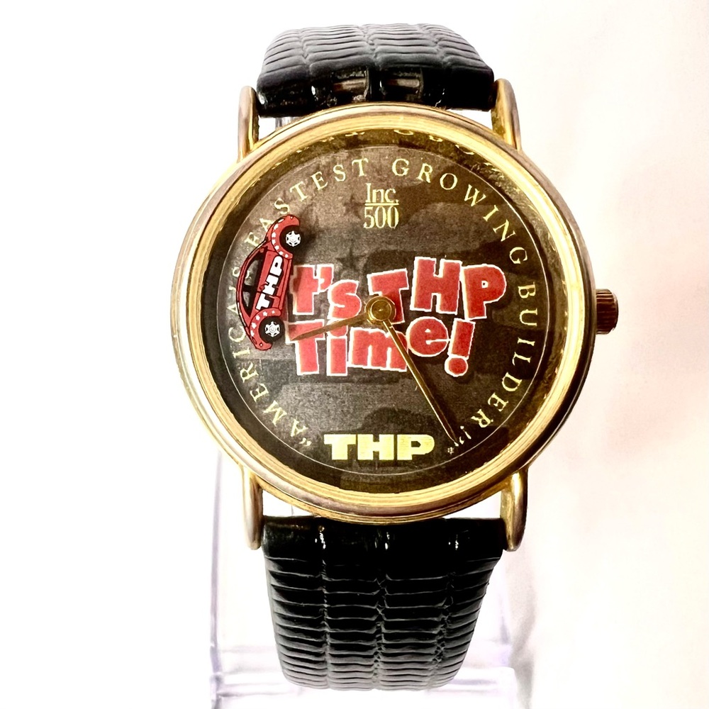 SWEDA Quartz 31mm 2 Tone Watch with Moving Second Hand Car